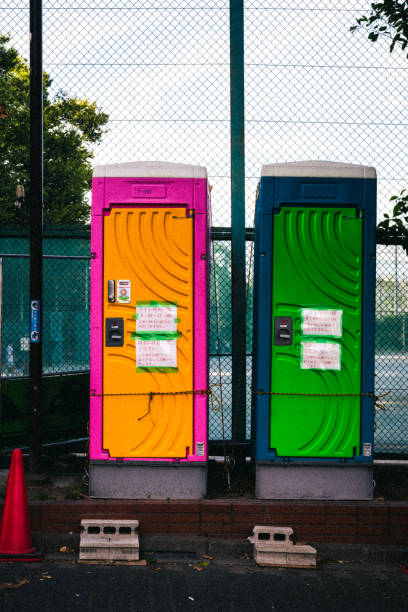 Porta potty delivery and setup in Evart, MI