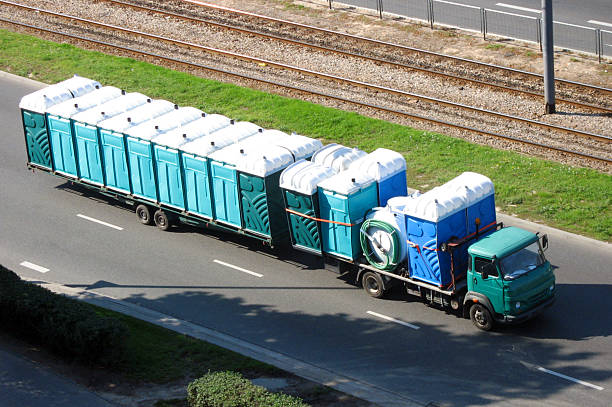 Best Porta potty rental near me  in Evart, MI